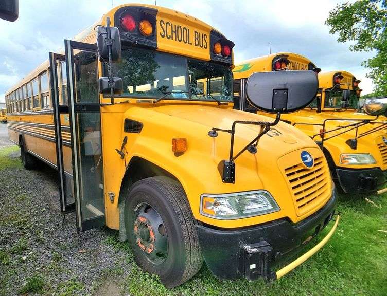 (1) 2016 BLUE BIRD BB VISION SCHOOL BUS and (1) 2015 BLUE BIRD BB VISION SCHOOL BUS Located in HERMITAGE, PA