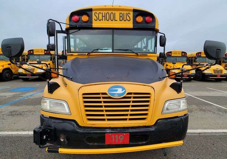 2015 BLUE BIRD BB VISION SCHOOL BUS #119
