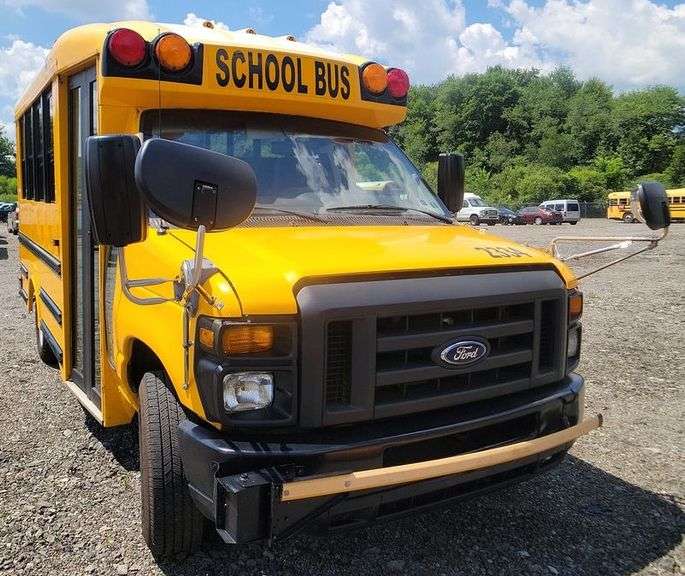 2012 FORD ECONOLINE E-350 SUPER DUTY TRANS TECH SMALL SCHOOL BUS #2334