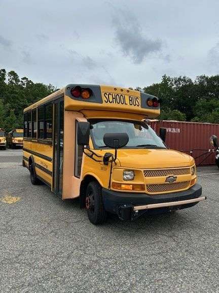 2013 CHEVROLET EXPRESS 3500 COLLINS SMALL SCHOOL BUS #1466