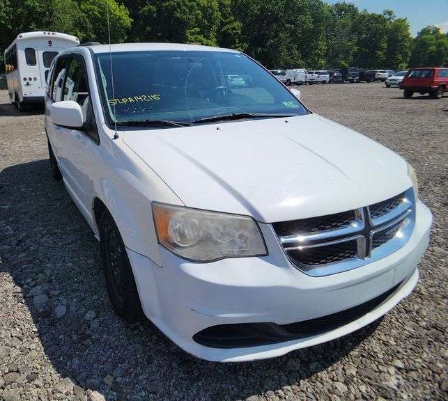 2014 DODGE CHRYSLER GRAND CARAVAN SXT SCHOOL BUS #S322