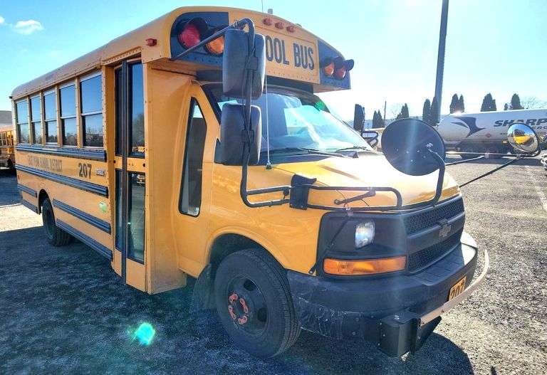 2014 CHEVROLET EXPRESS 4500 THOMAS MINOTOUR SMALL SCHOOL BUS #207