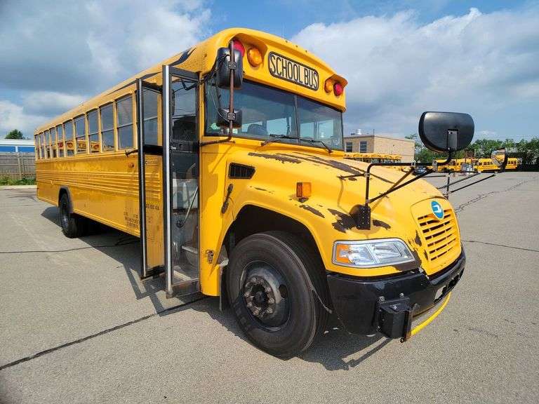2015 BLUE BIRD BB VISION SCHOOL BUS #166