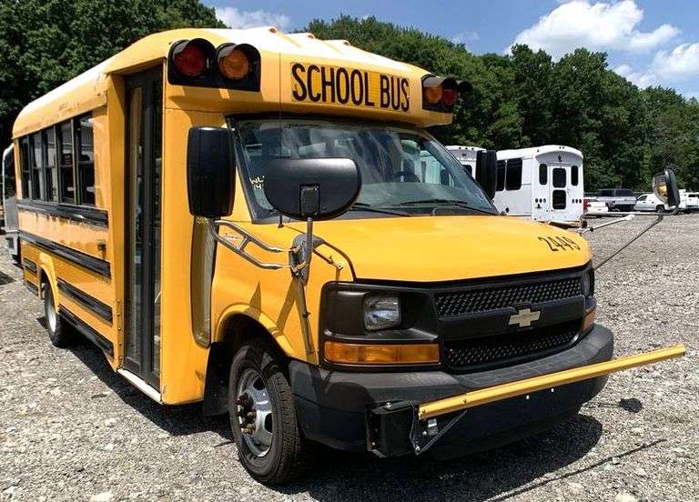 (4) 2014 CHEVROLET EXPRESS 4500 TRANS TECH SMALL SCHOOL BUSES and (3) 2013 CHEVROLET EXPRESS 4500 TRANS TECH SMALL SCHOOL BUSES Located in SLIPPERY ROCK, PA