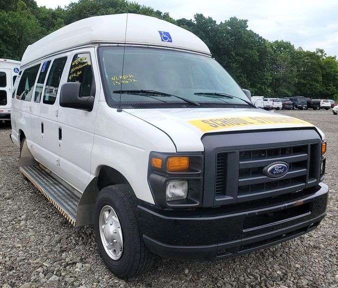 2013 FORD ECONOLINE E350 SUPER DUTY VAN #2495