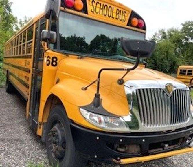 (1) 2012 INTERNATIONAL PB105 CE SCHOOL BUS Located in READING, PA
