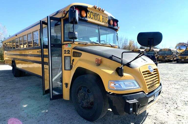 2013 BLUE BIRD BB VISION SCHOOL BUS #22