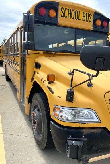 2016 BLUE BIRD BB VISION SCHOOL BUS #70
