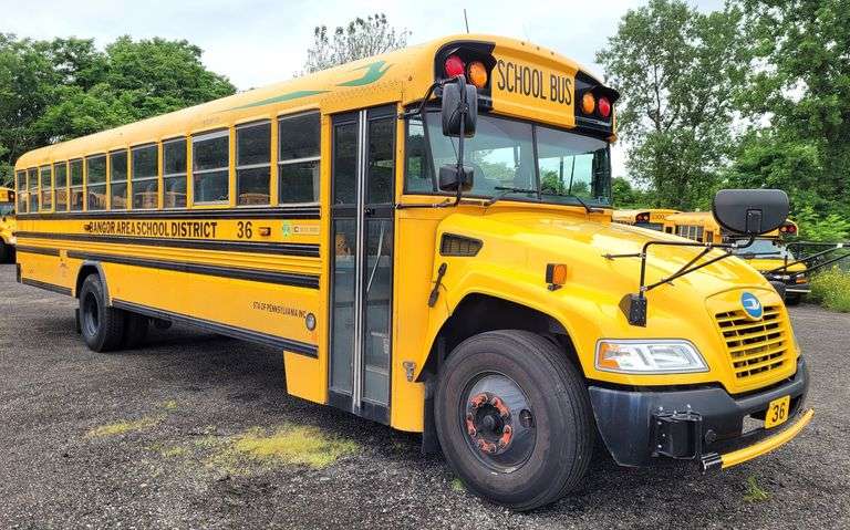 2015 BLUE BIRD BB VISION SCHOOL BUS #36