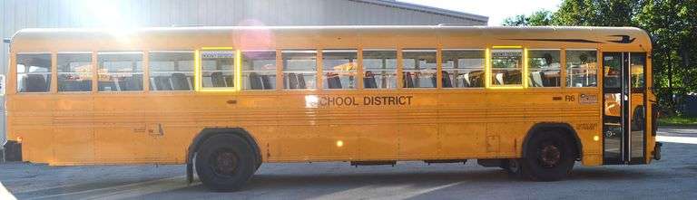 2014 BLUE BIRD ALL AMERICAN SCHOOL BUS #R6