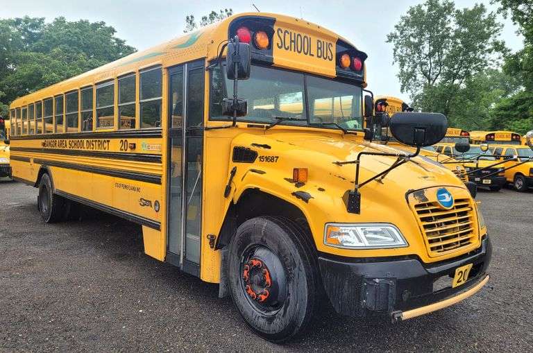 2015 BLUE BIRD BB VISION SCHOOL BUS #20