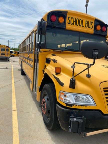 2016 BLUE BIRD BB VISION SCHOOL BUS #101