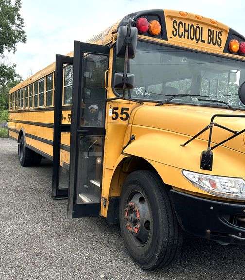 (2) 2015 INTERNATIONAL PB105 CE SCHOOL BUSES Located in WILKES BARRE, PA
