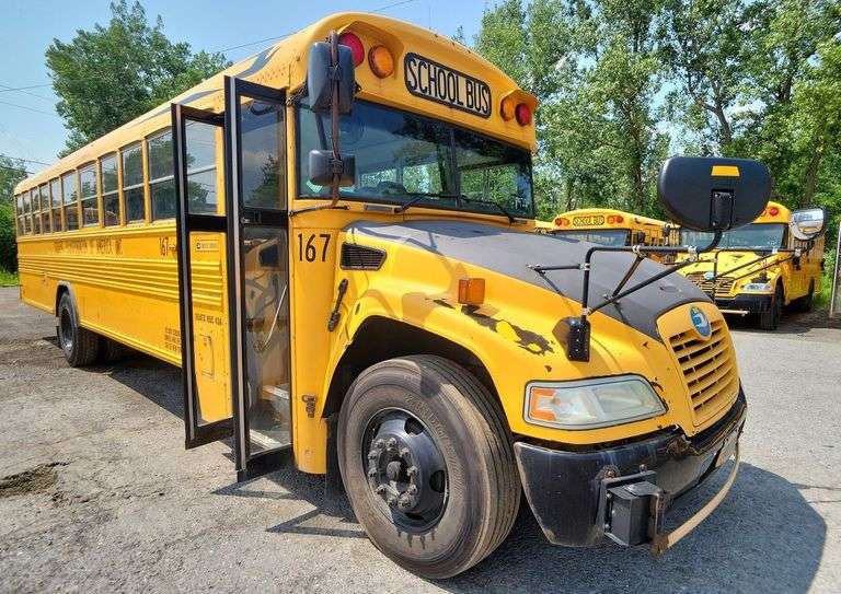2015 BLUE BIRD BB VISION SCHOOL BUS #167
