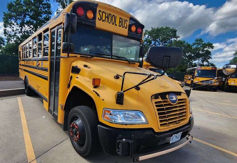 2016 BLUE BIRD BB VISION SCHOOL BUS #346