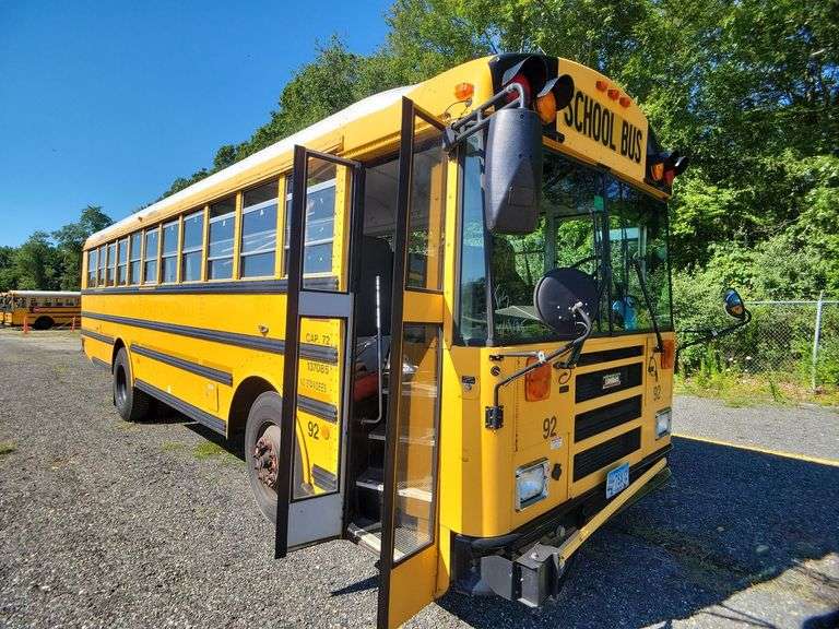 2013 THOMAS BUILT SAF-T-LINER MVP EF SCHOOL BUS #92