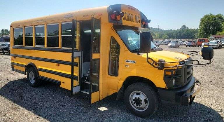 2015 FORD ECONOLINE E350 MINOTOUR SUPER DUTY SMALL SCHOOL BUS #2554