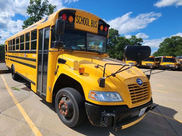 2016 BLUE BIRD BB VISION SCHOOL BUS #344