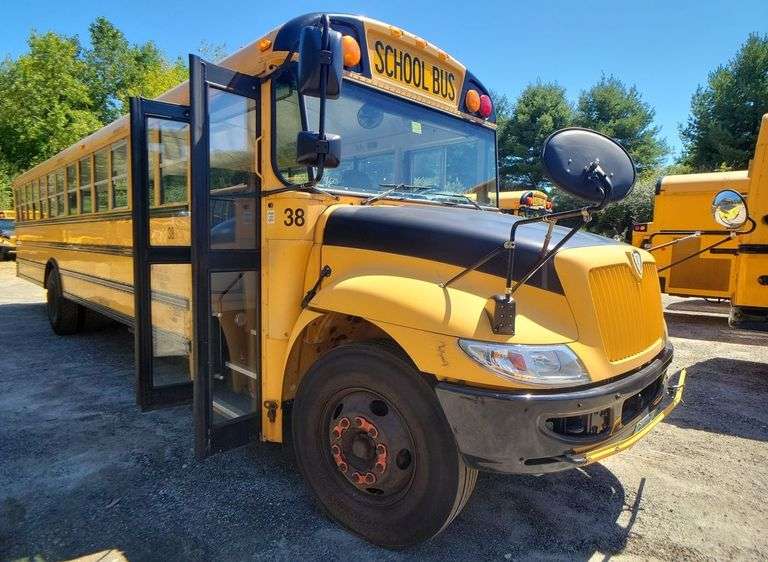 (3) 2012 INTERNATIONAL PB105 CE SCHOOL BUSES Located in GALES FERRY, CT