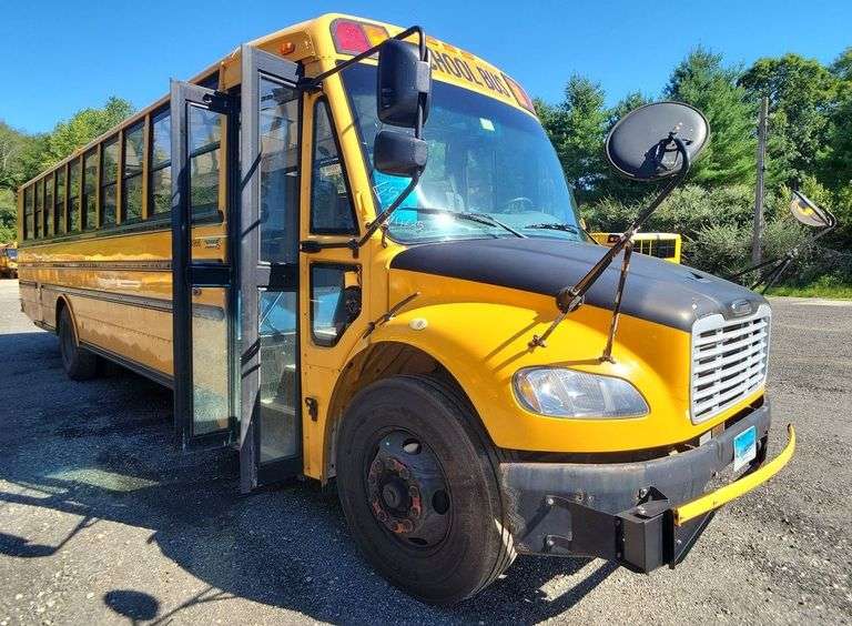 2011 FREIGHTLINER B2 THOMAS SAF-T-LINER C2 SCHOOL BUS #4