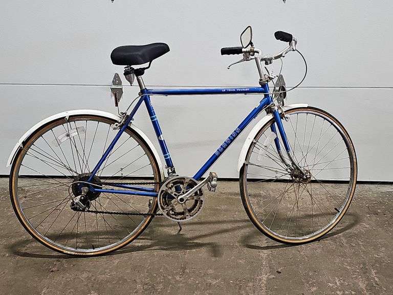 Le Tour Tourist, made in Japan model for Schwinn Chicago, original paint in very good condition with