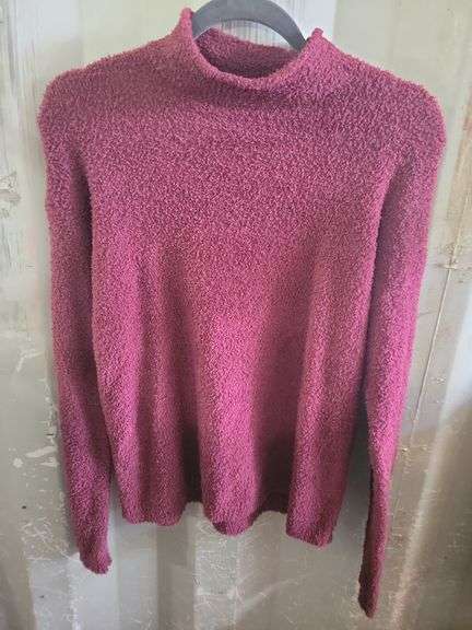 Natural Reflections Small Burgandy Sweater and Med White