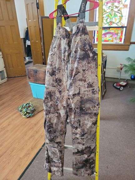 Northern Flight LG Bibs