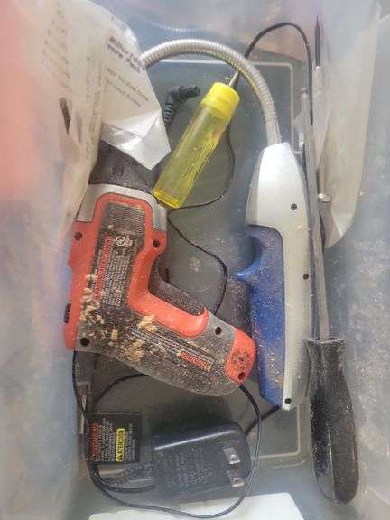 2 Boxes Tools