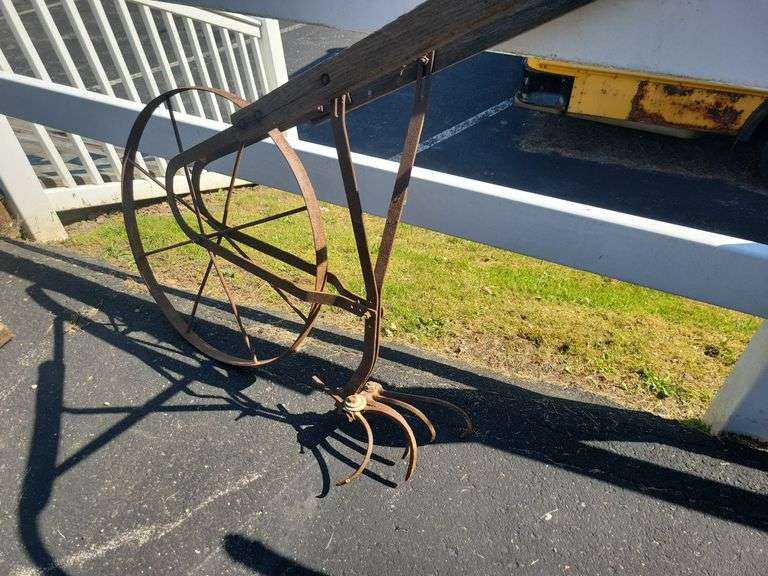 Hand Cultivator