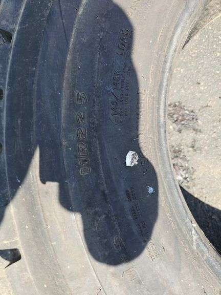 Lile new Good Year 640W 4605 Tire without rim