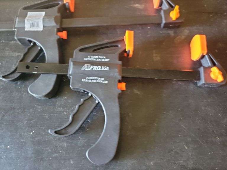 2 Ratchet Clamps
