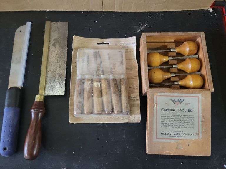 Millers Falls No. 107 Carving Tool Set, saws, and Carving Tools