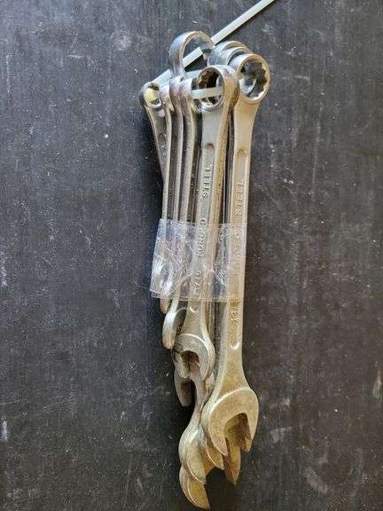 10 Opeen and Box End Wrenches