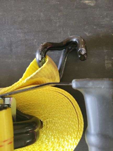 New Workmax 2 x 27' Rachet Strap and J Hook
