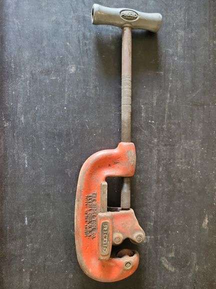 Rigid 1-2" Pipe Cutter