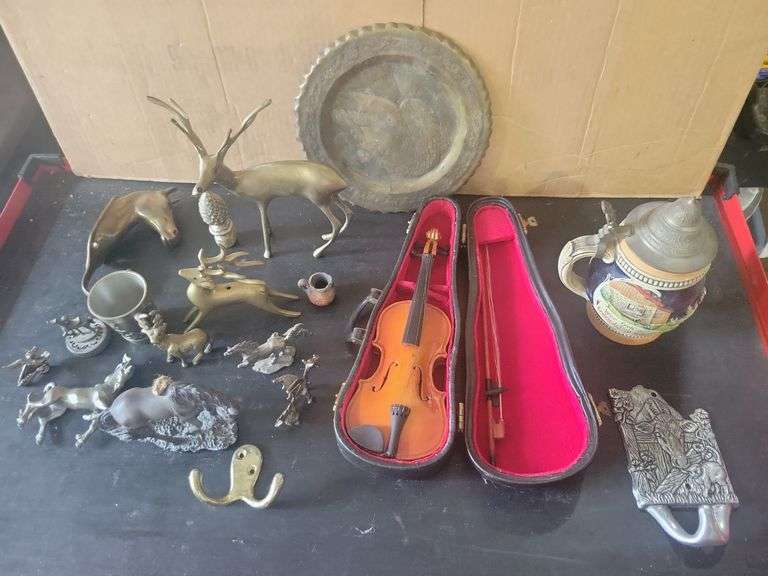 Mini Violin, Stein, and Trinkets