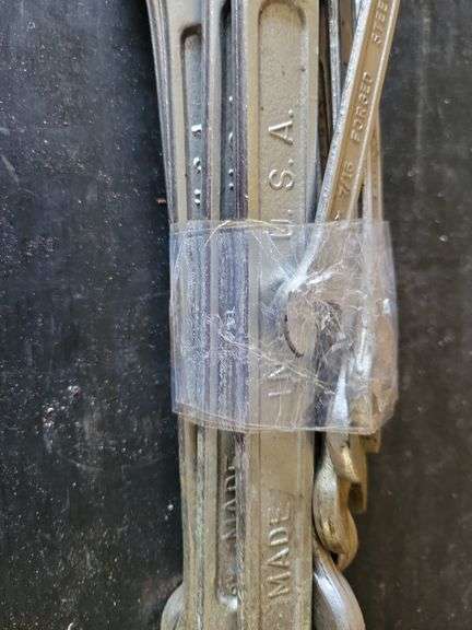 10 Opeen and Box End Wrenches