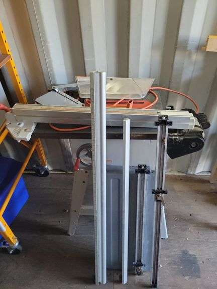 Rigid 10" Tables Saw W/Extensions, Guides, Gaurds