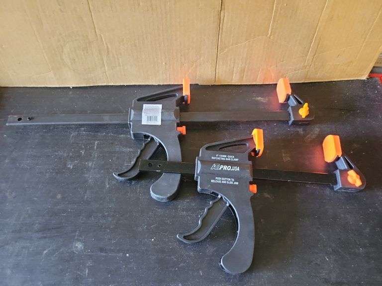 2 Ratchet Clamps