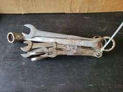 12 SAE and Metric Wrenches