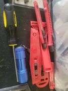 2 Boxes Tools