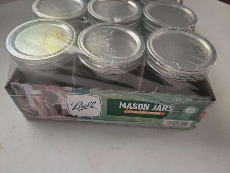 12 New Wide Mouth Pint Jars w/Lids and Rings