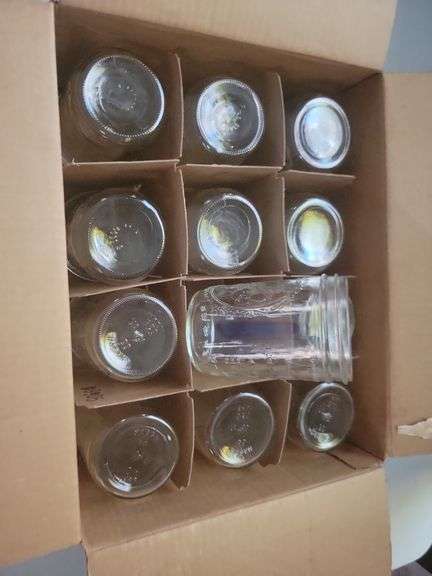 12 Wide Mouth Pint Jars