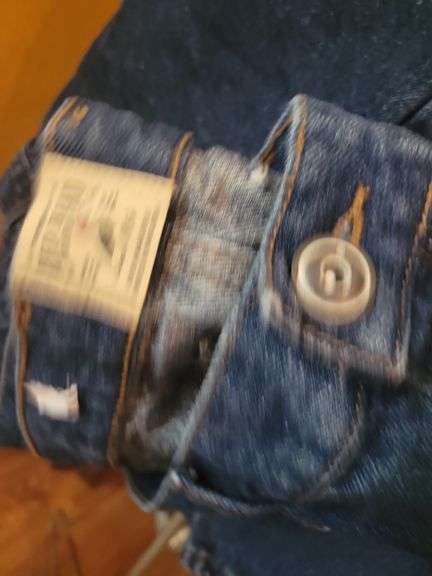 R H 38x30 Jeans