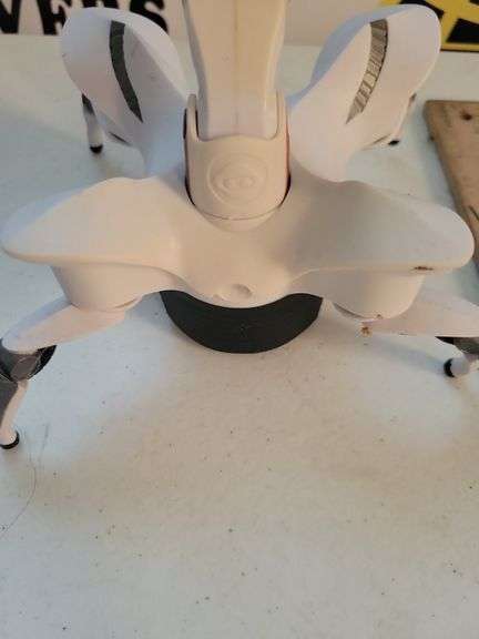 White Small Roboquad