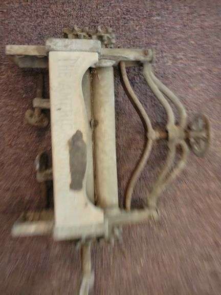 Hand Crank Wringer