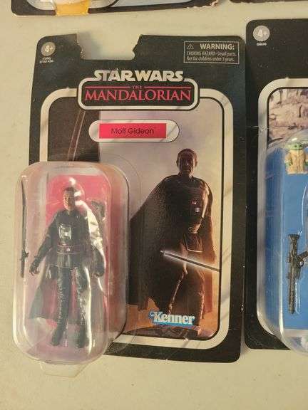 4 Star Wars The Mandalorian Figures