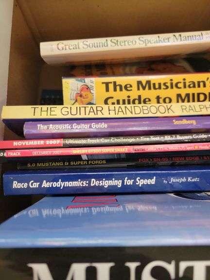 Box Mustang Books