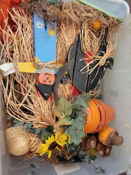Tote Halloween Decorations