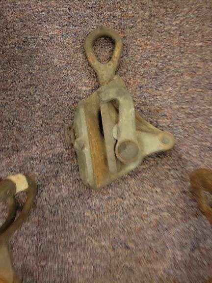3 Tongs and Cable Pull